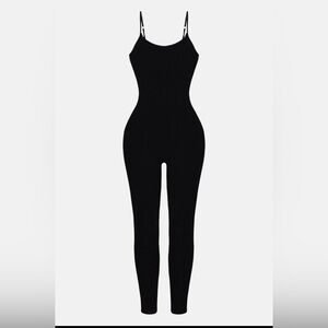 NWOT Fashion Nova jumpsuit